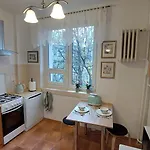 Apartman Klimatyczny Na Bielanach Przy Metrze