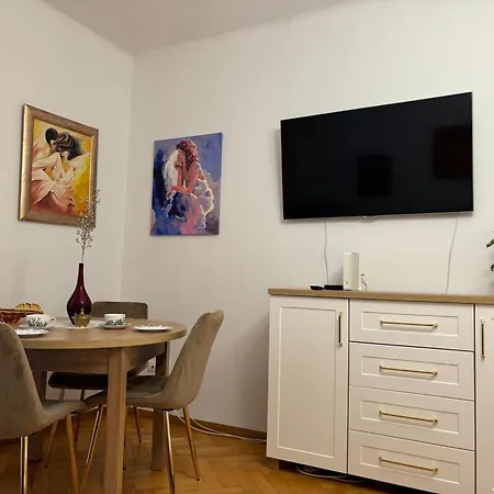 Klimatyczny Na Bielanach Przy Metrze Apartman Varsó